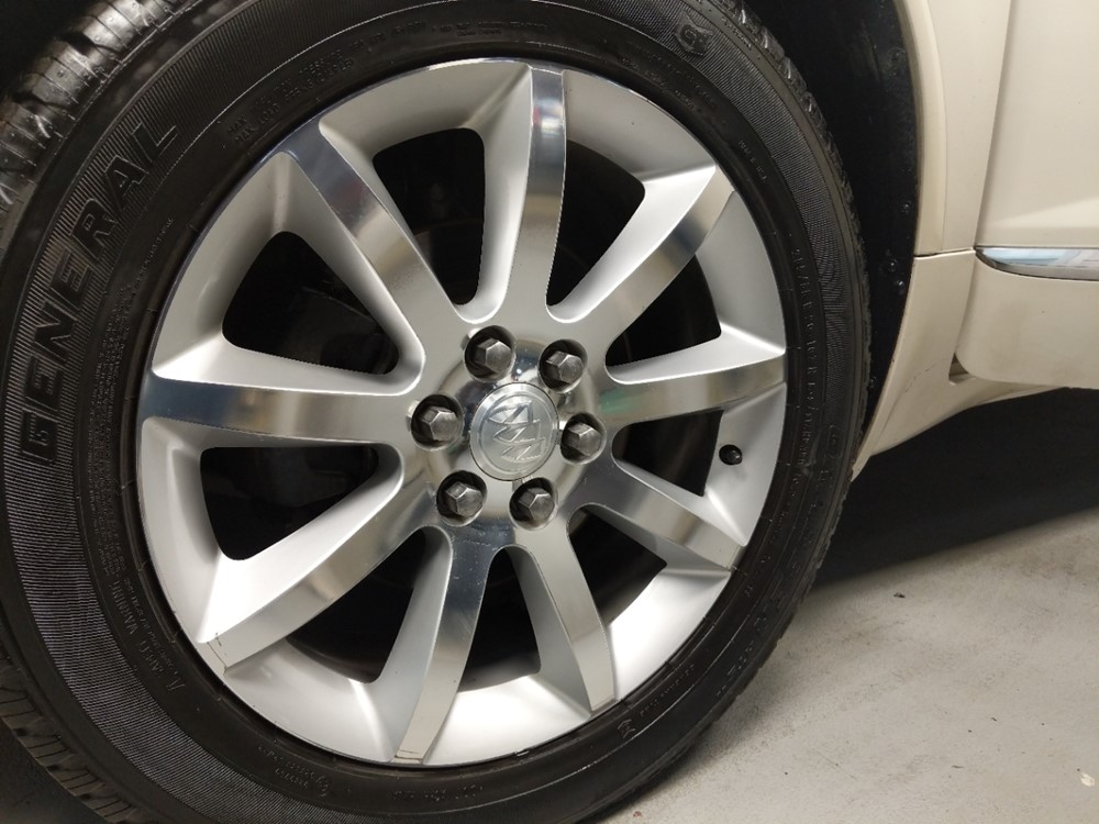 2013 Buick Enclave - Wheel
