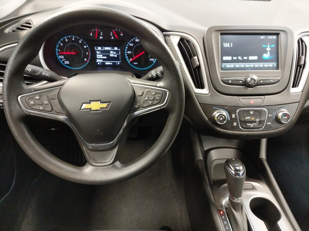 2017 Chevrolet Malibu - Driver Dash