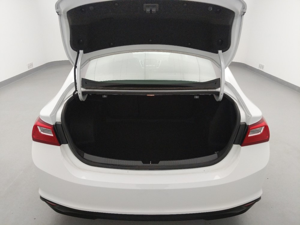 2017 Chevrolet Malibu - Trunk