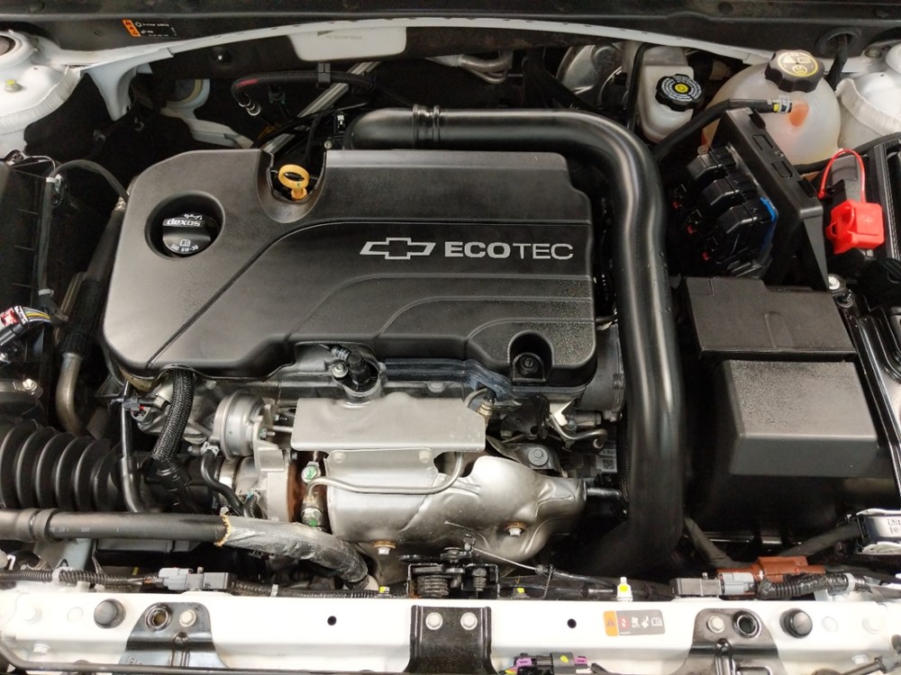 2017 Chevrolet Malibu - Engine