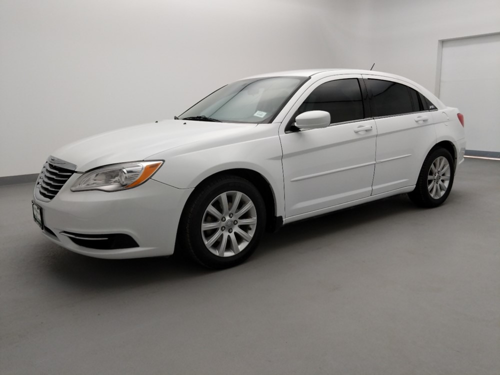 2013 Chrysler 200 - Driver Front Side