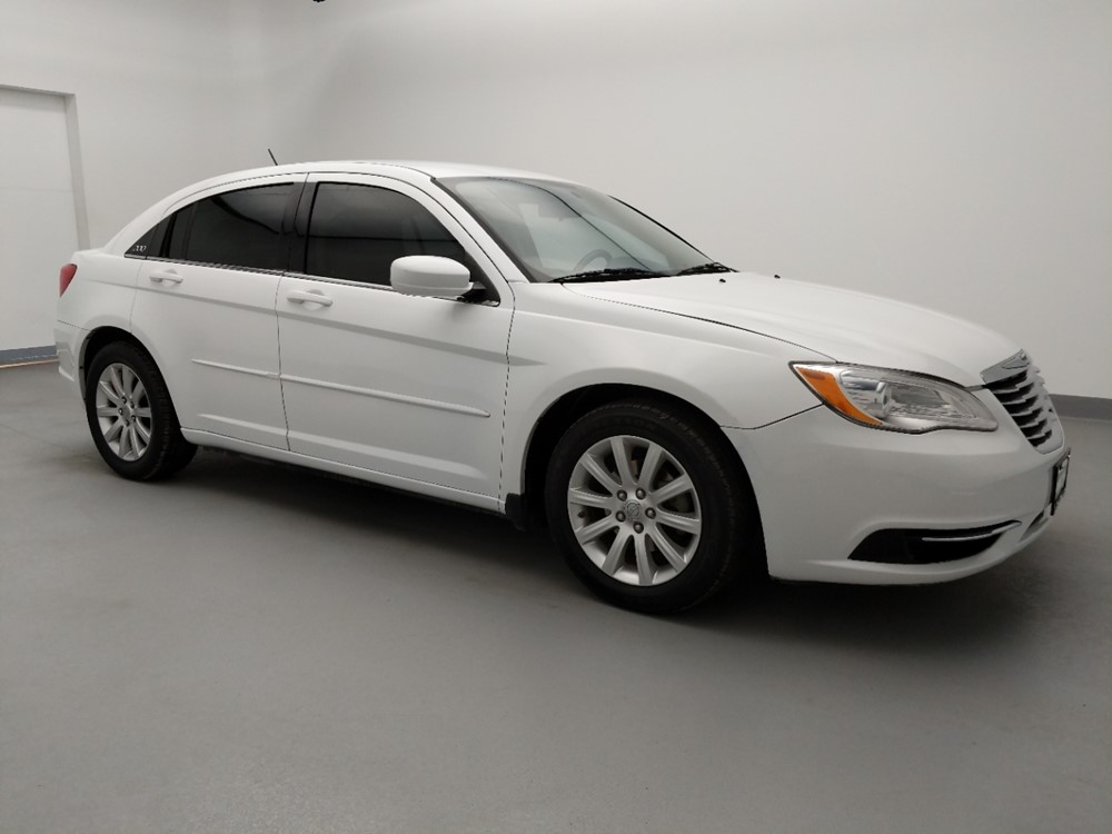 2013 Chrysler 200 - Passenger Front Side