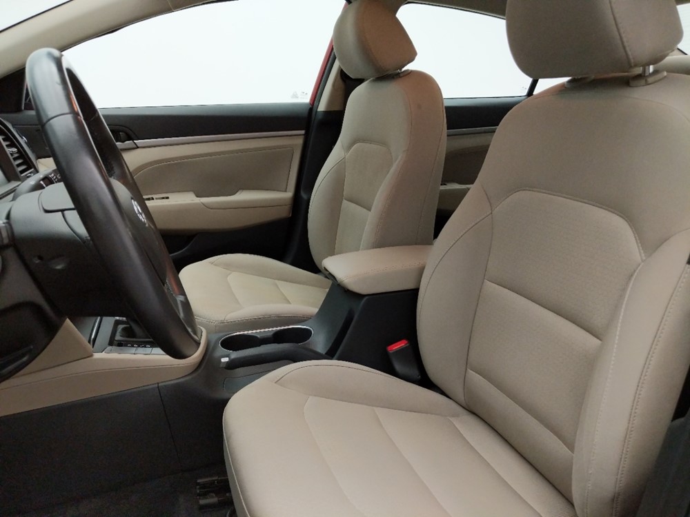 2017 Hyundai Elantra - Driver Front Seat
