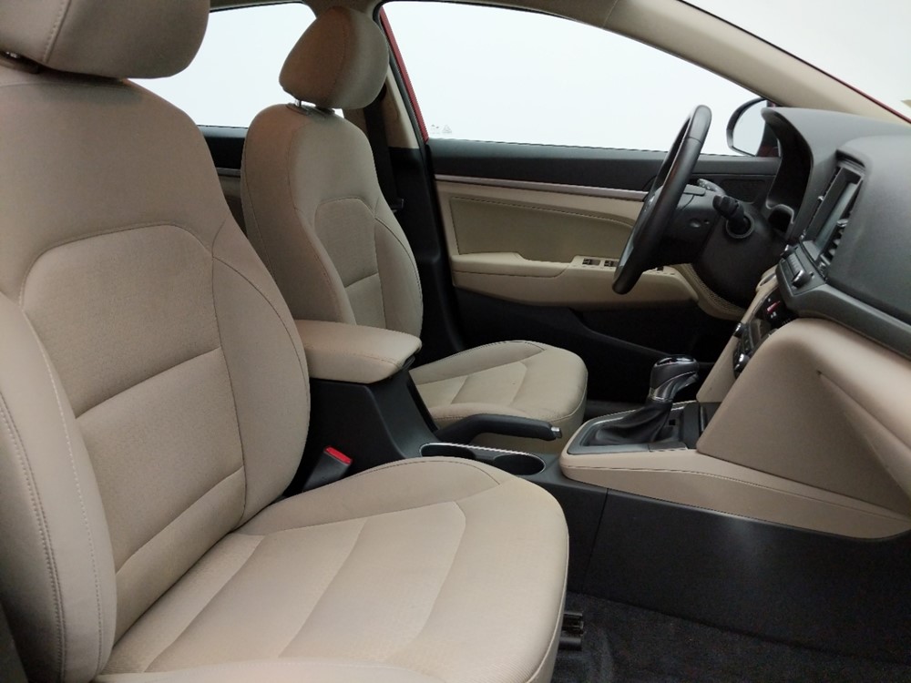2017 Hyundai Elantra - Passenger Front Seat