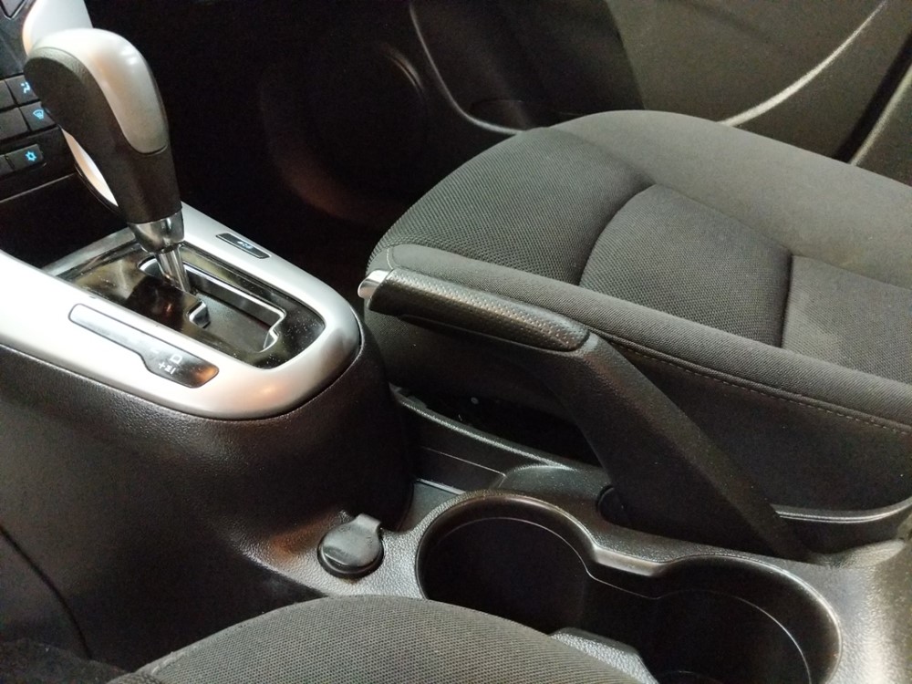 2016 Chevrolet Cruze - Center Console/Cup Holders