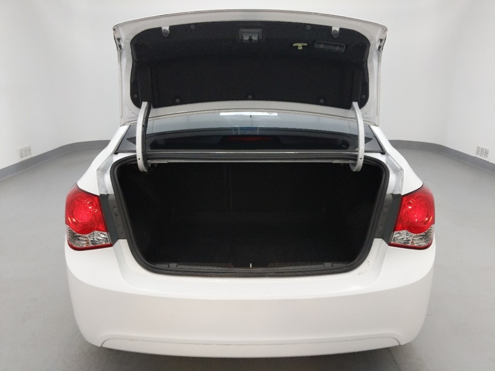 2016 Chevrolet Cruze - Trunk