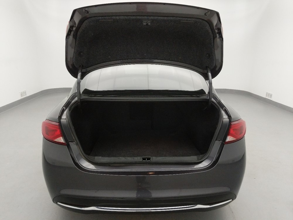2016 Chrysler 200 - Trunk