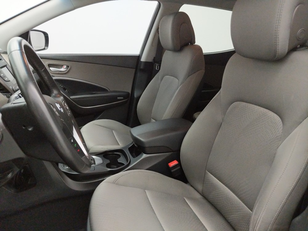 2014 Hyundai Santa Fe - Driver Front Seat
