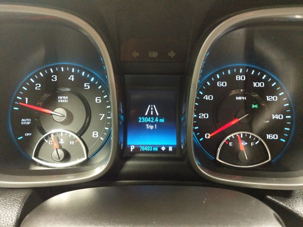 2015 Chevrolet Malibu - Odometer Close Up