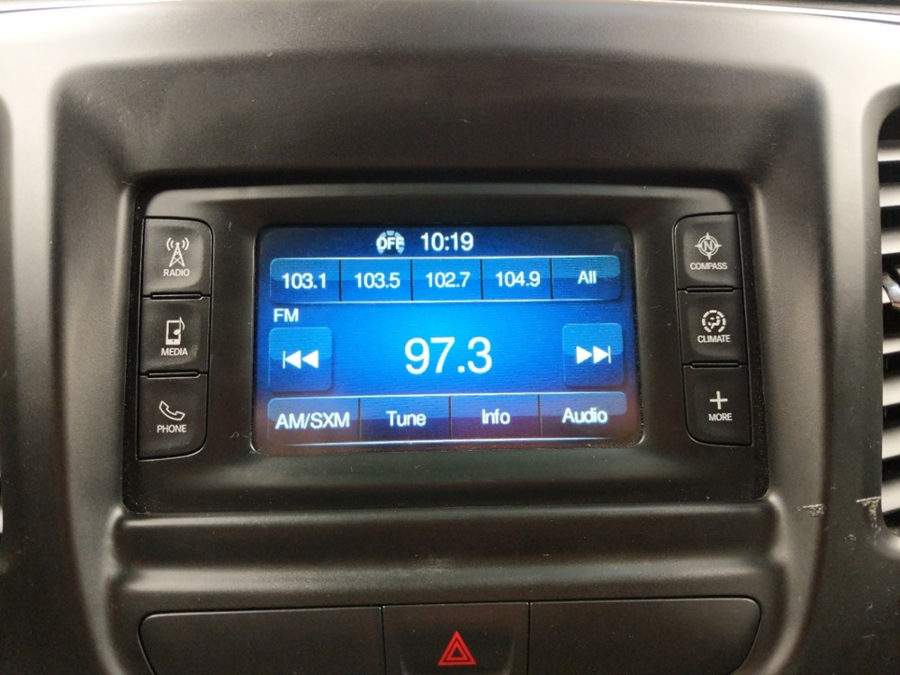 2015 Chrysler 200 - Stereo Package