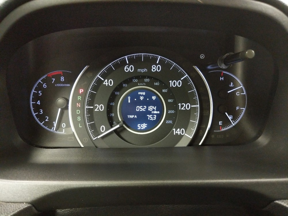 2016 Honda CR-V - Odometer Close Up