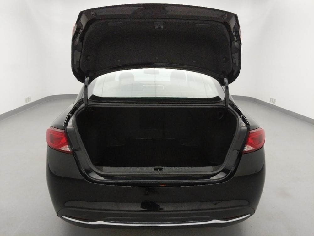 2016 Chrysler 200 - Trunk