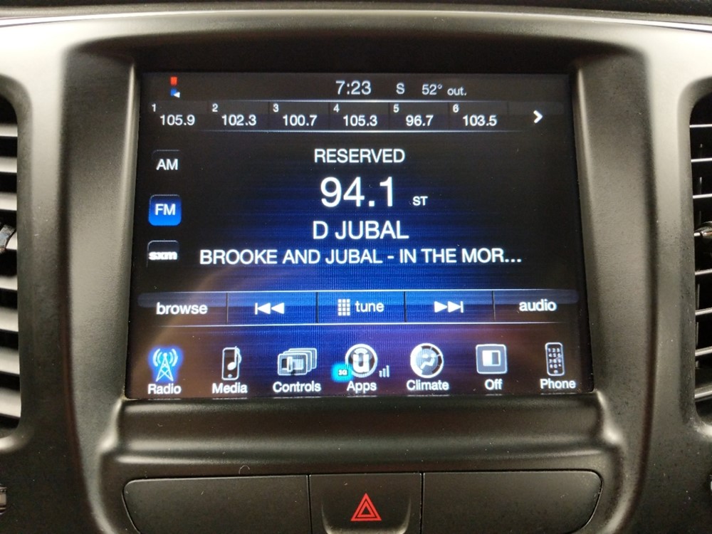 2016 Chrysler 200 - Stereo Package