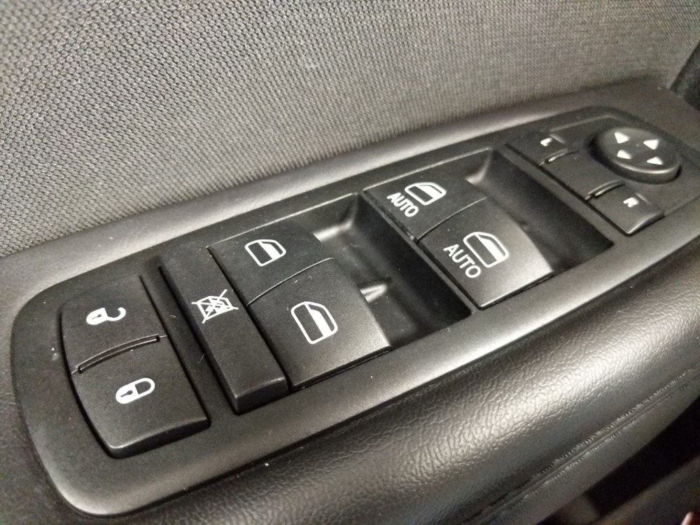 2015 Chrysler 200 - Driver Power Windows/Lock Control