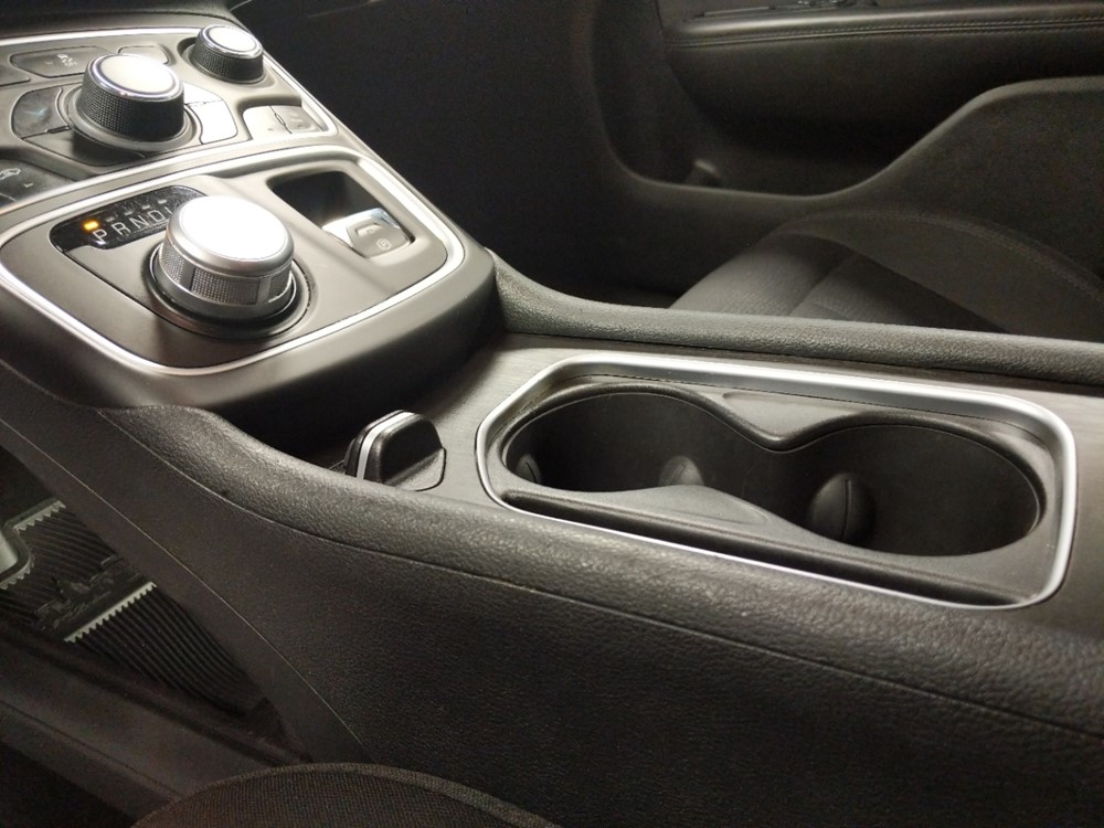 2015 Chrysler 200 - Center Console/Cup Holders