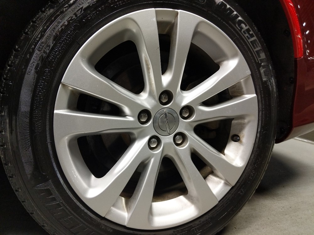 2015 Chrysler 200 - Wheel