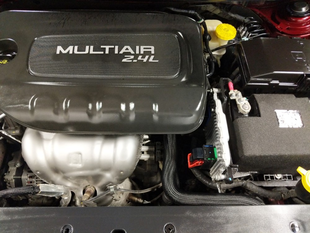 2015 Chrysler 200 - Engine