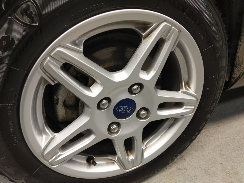 2017 Ford Fiesta - Wheel