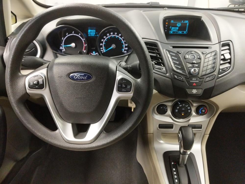 2017 Ford Fiesta - Driver Dash