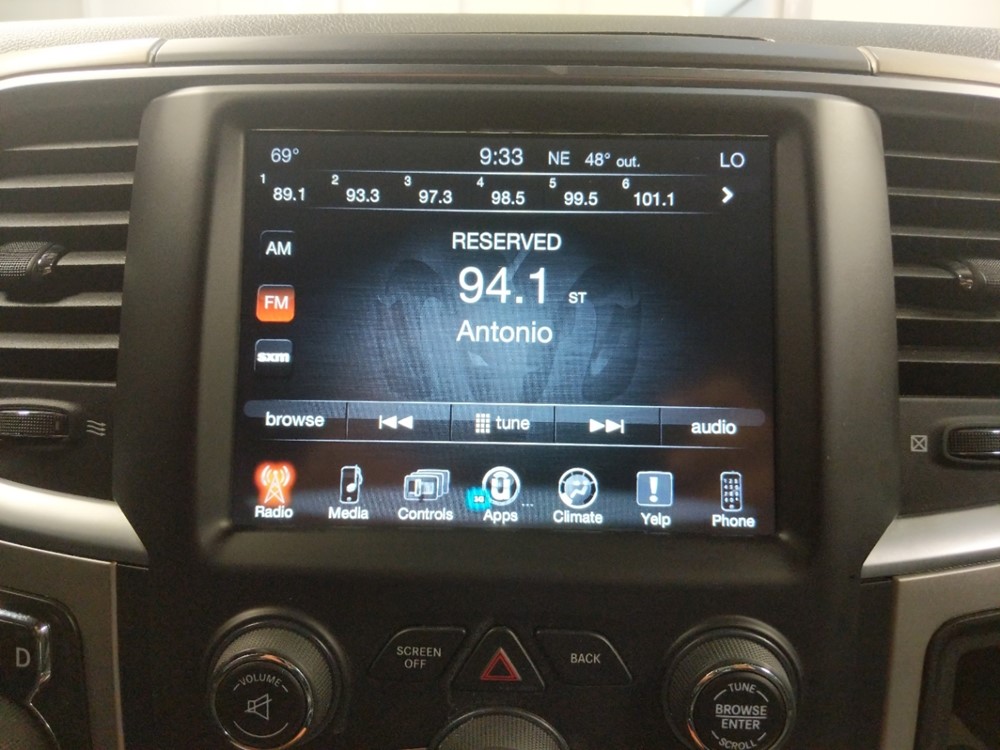 2017 Dodge Ram 1500 - Stereo Package