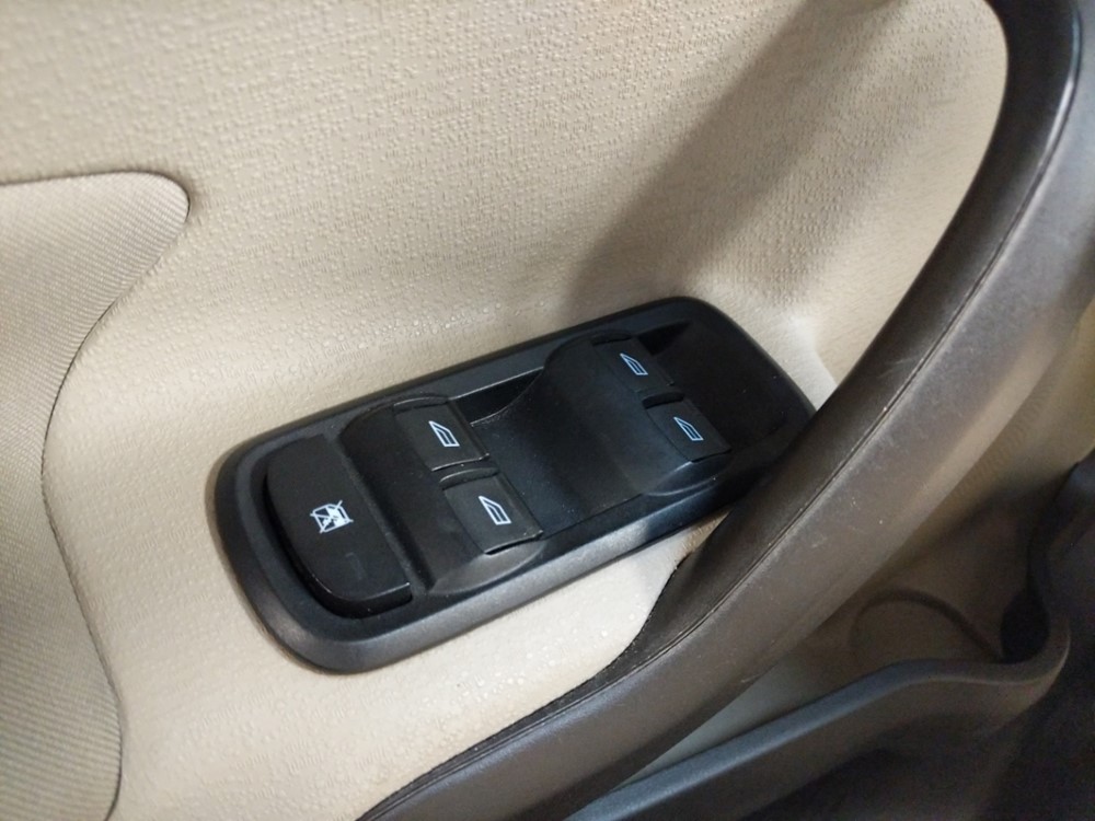 2017 Ford Fiesta - Driver Power Windows/Lock Control