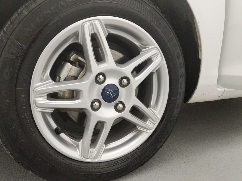 2017 Ford Fiesta - Wheel