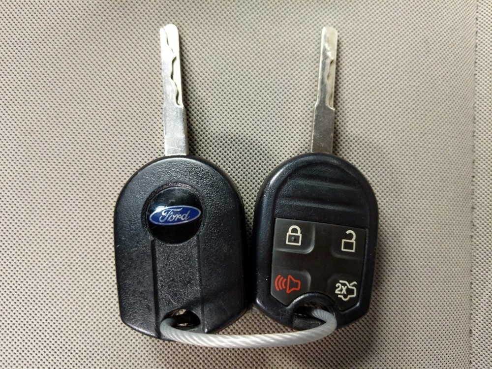 2017 Ford Fiesta - Keys