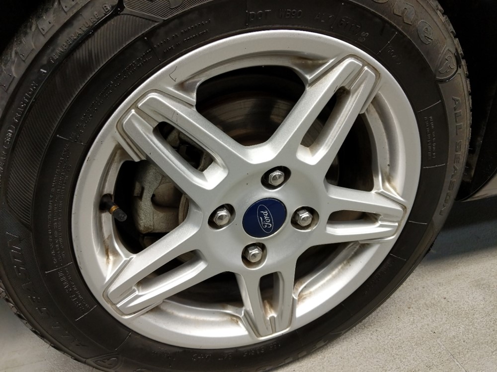 2017 Ford Fiesta - Wheel