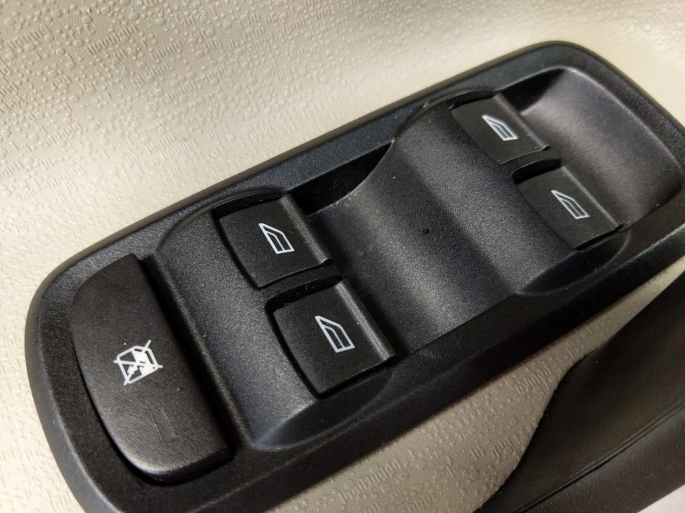 2017 Ford Fiesta - Driver Power Windows/Lock Control