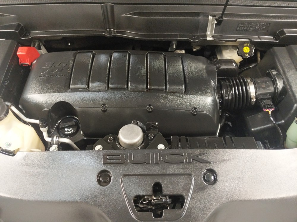 2010 Buick Enclave - Engine