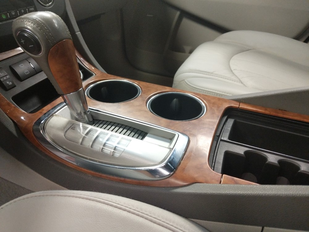 2010 Buick Enclave - Center Console/Cup Holders