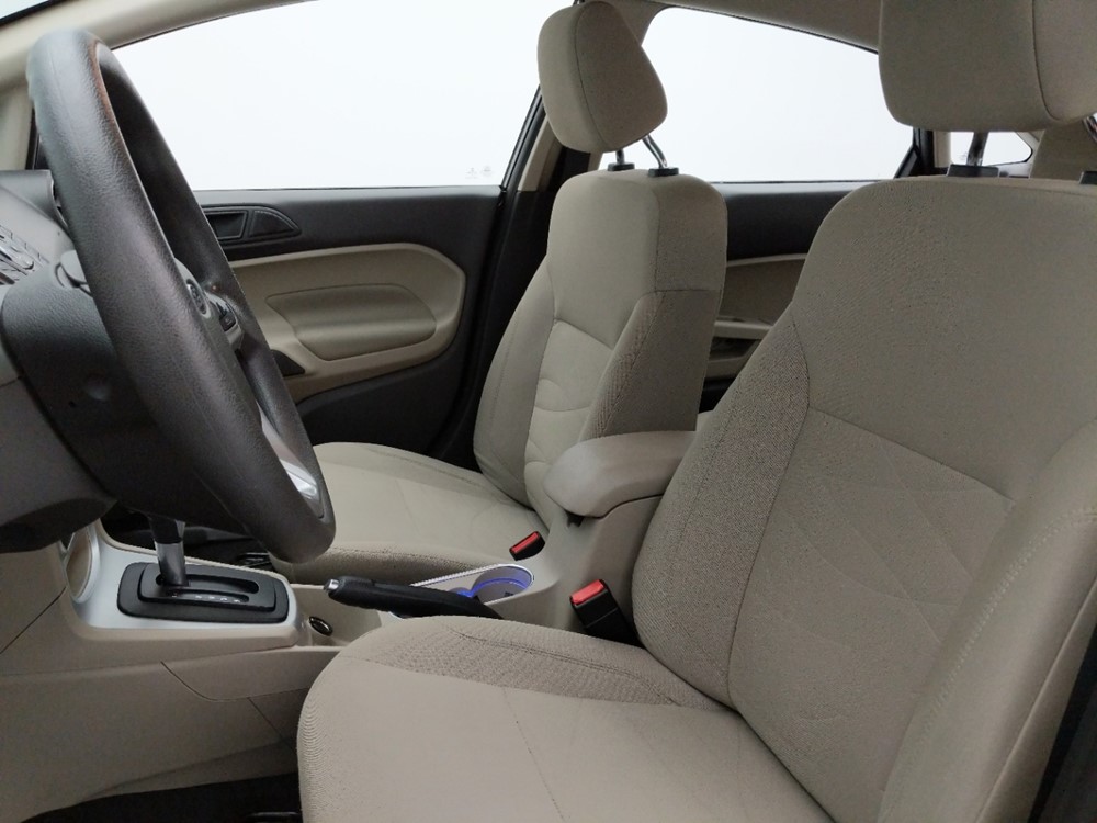 2017 Ford Fiesta - Driver Front Seat
