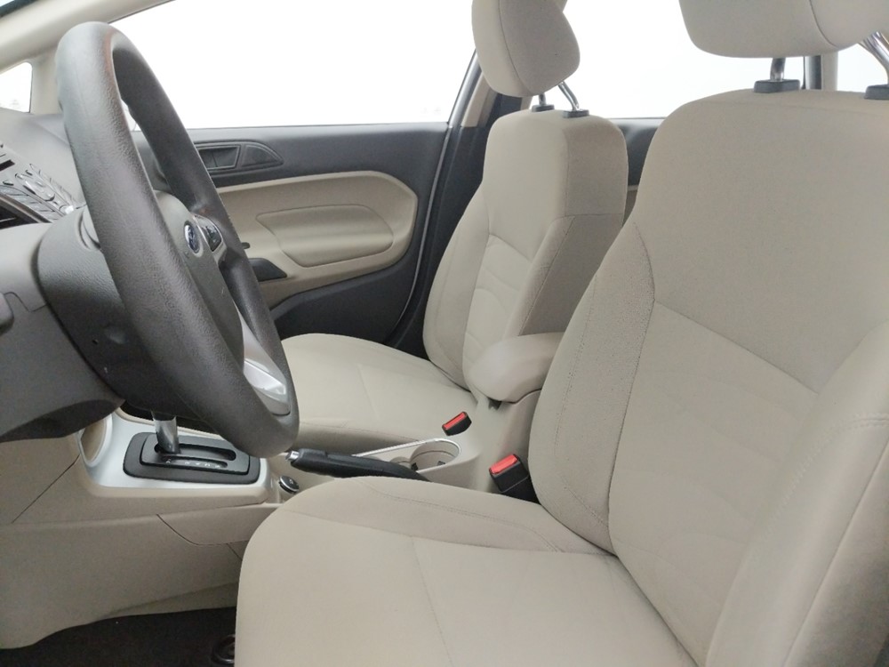 2017 Ford Fiesta - Driver Front Seat