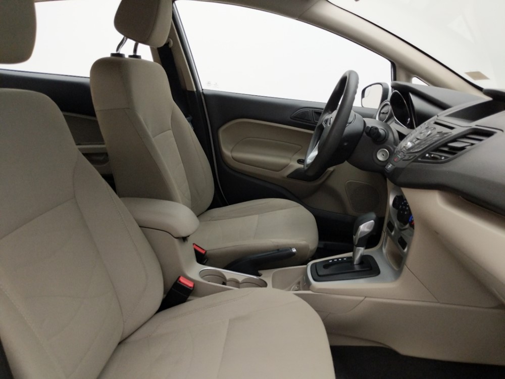 2017 Ford Fiesta - Passenger Front Seat