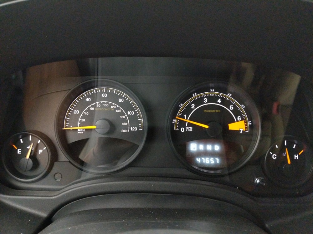 2017 Jeep Patriot - Odometer Close Up
