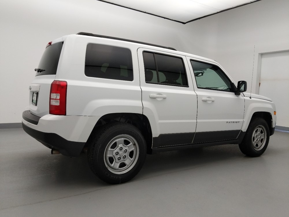 2017 Jeep Patriot - Passenger Rear Side