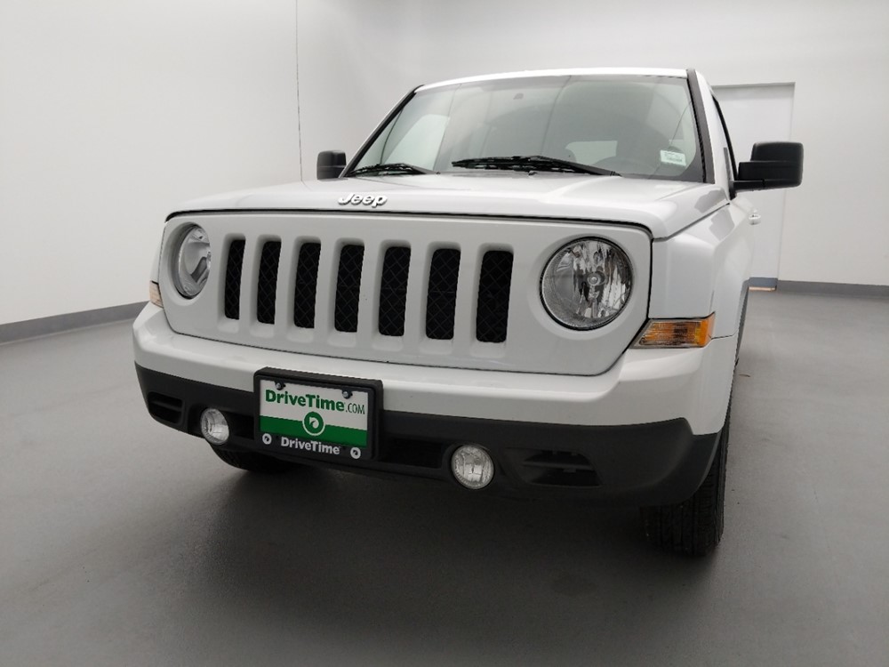 2017 Jeep Patriot - Driver Front Hood
