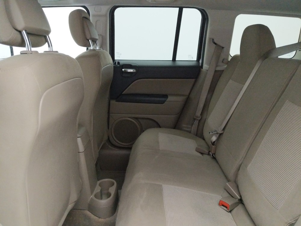2017 Jeep Patriot - Driver Rear Seat