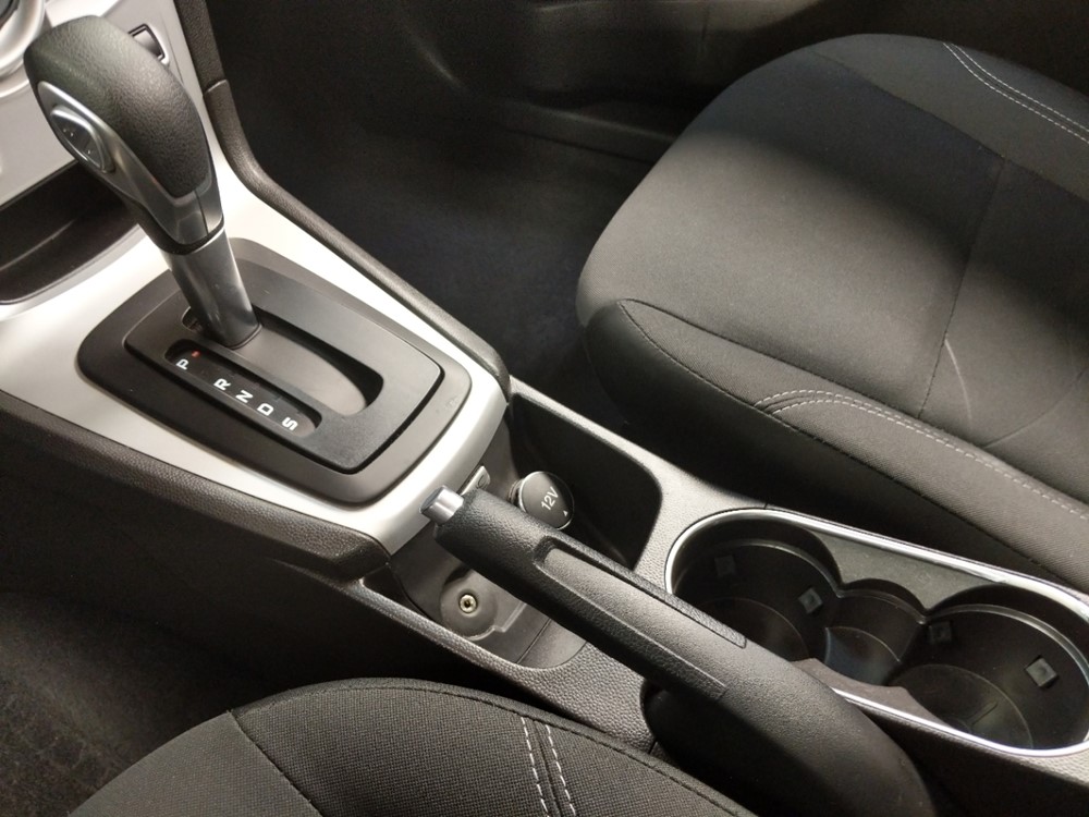 2017 Ford Fiesta - Center Console/Cup Holders
