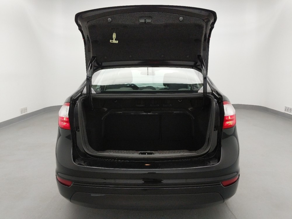2017 Ford Fiesta - Trunk