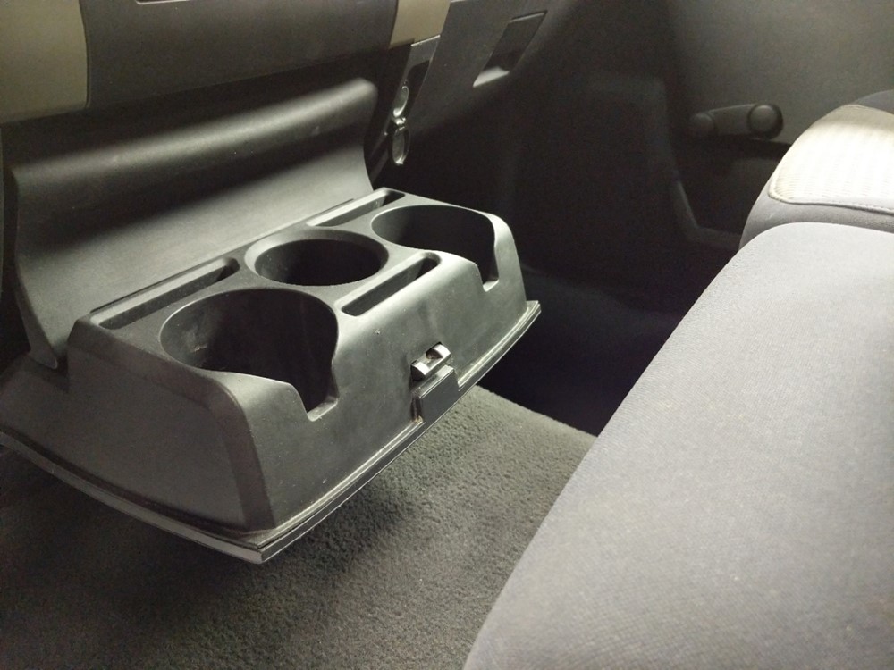 2010 Dodge Ram 1500 - Center Console/Cup Holders