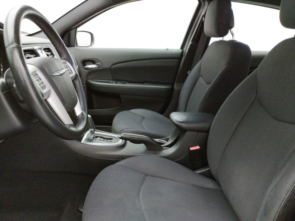 2013 Chrysler 200 - Driver Front Seat