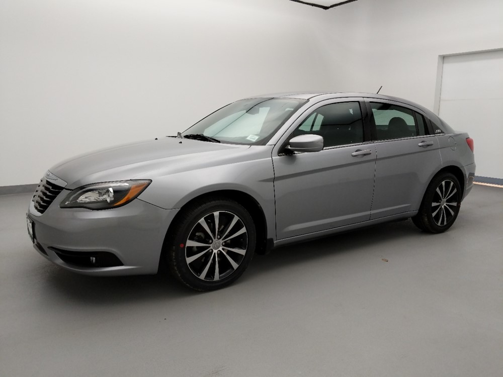 2013 Chrysler 200 - Driver Front Side