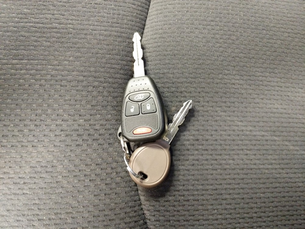 2013 Chrysler 200 - Keys