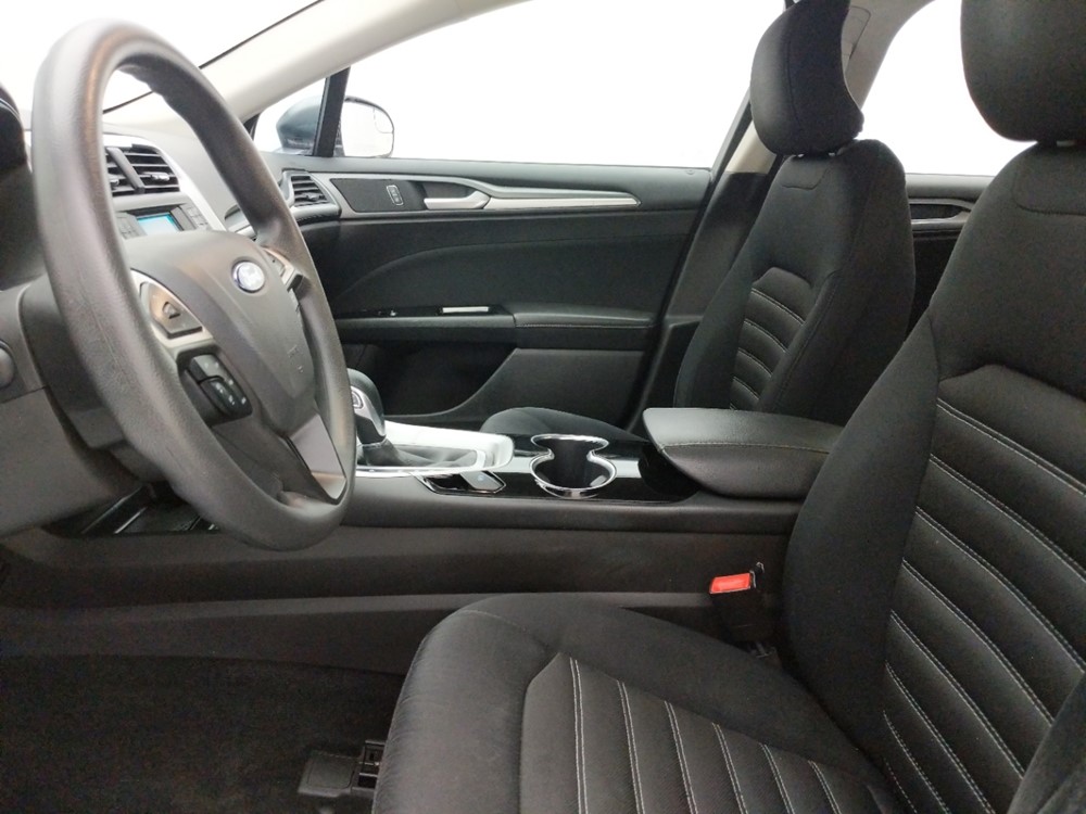 2015 Ford Fusion - Driver Front Seat