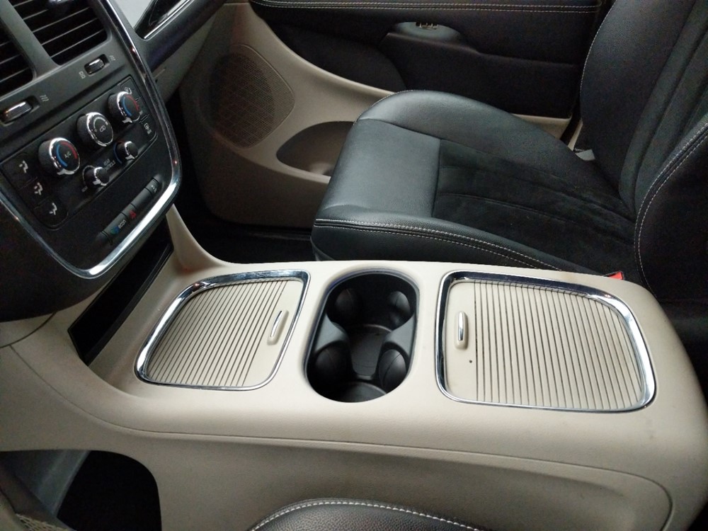 2017 Dodge Grand Caravan - Center Console/Cup Holders