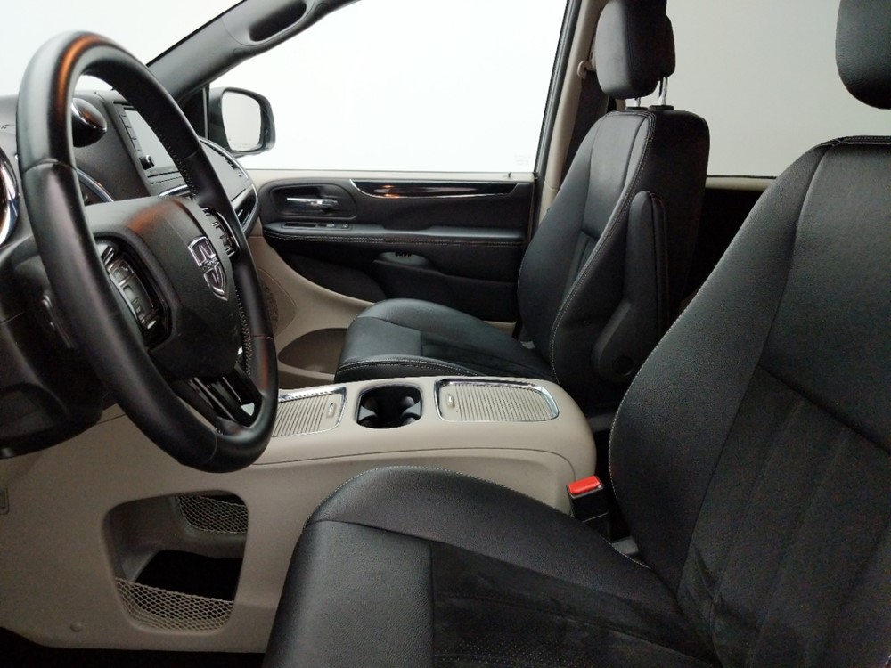2017 Dodge Grand Caravan - Driver Front Seat