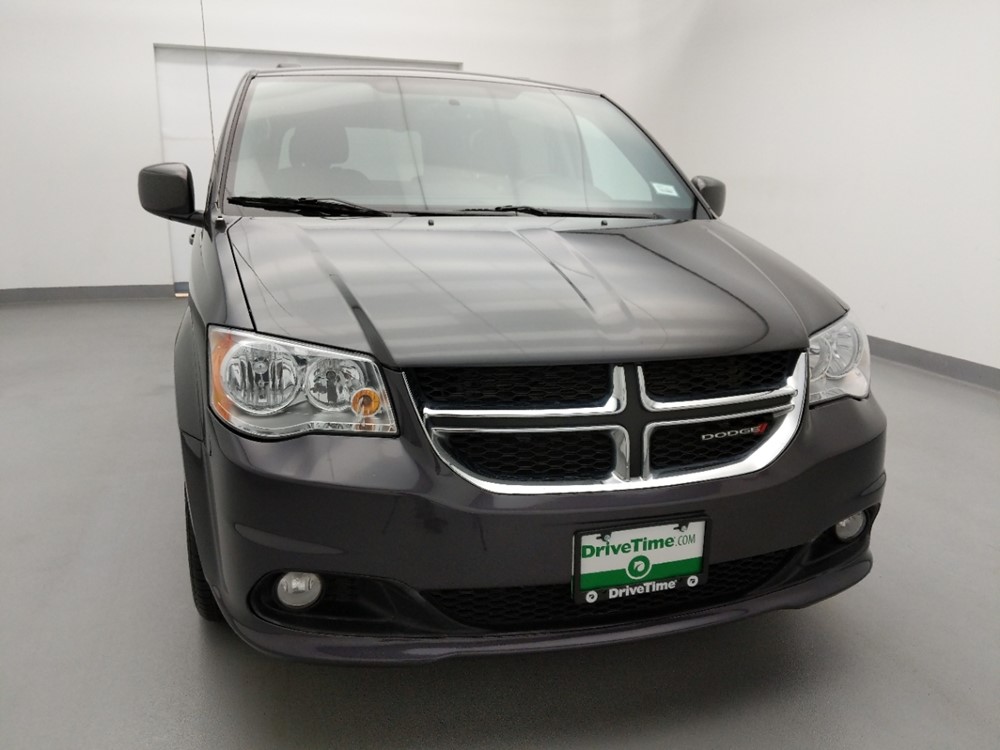 2017 Dodge Grand Caravan - Passenger Front Hood