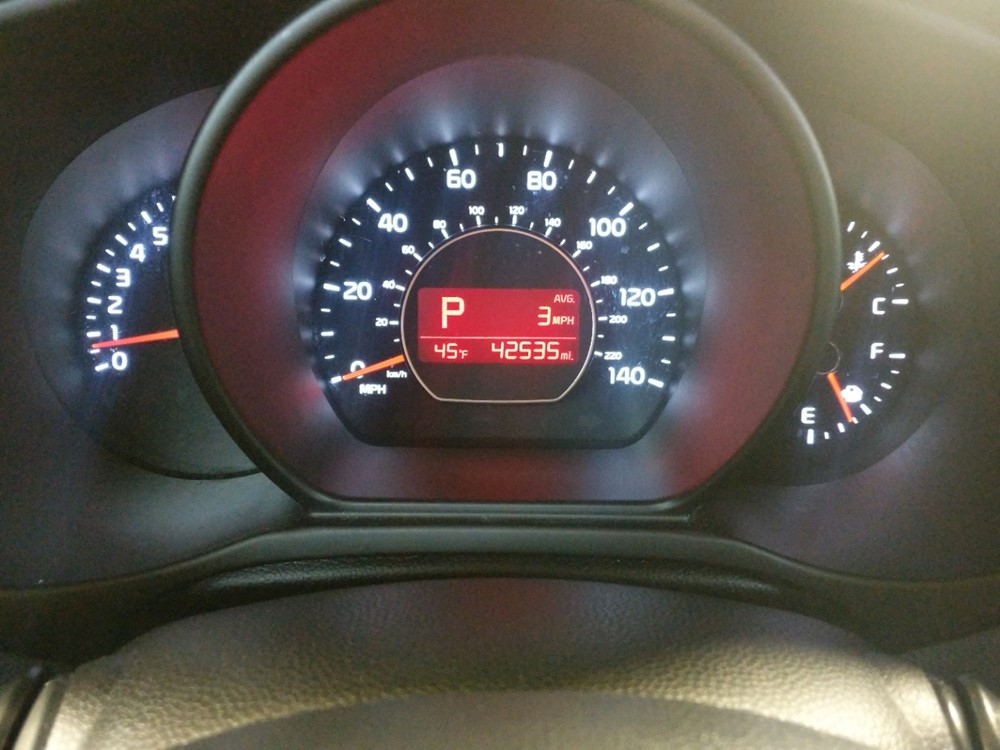 2017 Kia Soul - Odometer Close Up