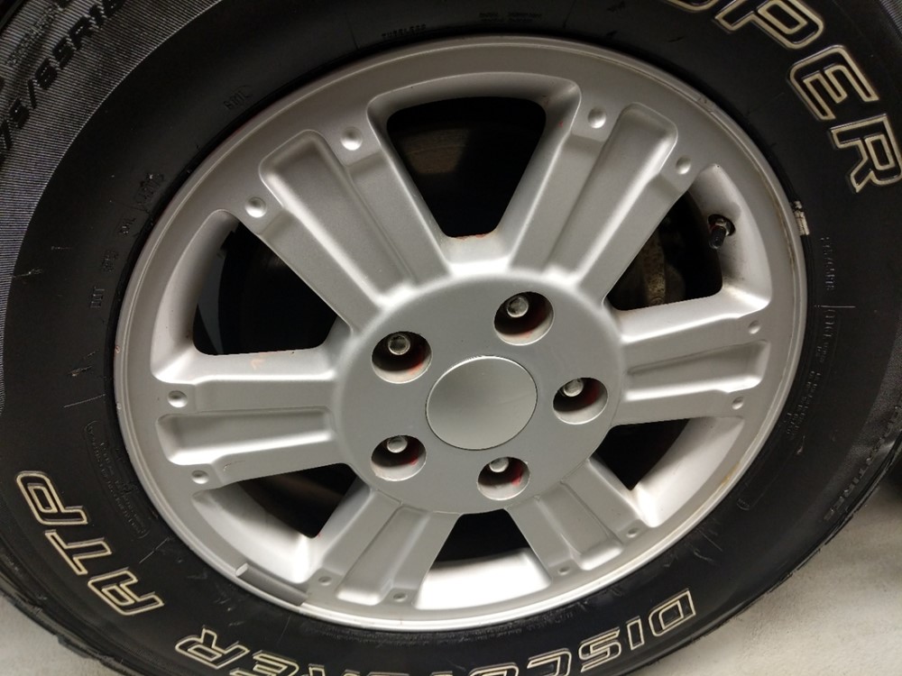 2011 Toyota Tundra - Wheel